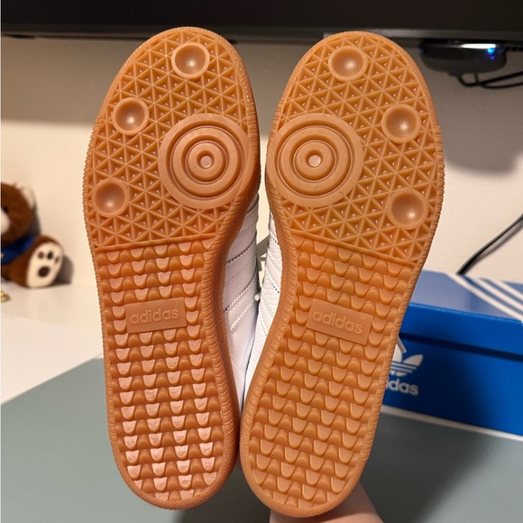 NWT Adidas Samba OG, White/Wonder Clay/Gum W7 - Picture 6 of 7